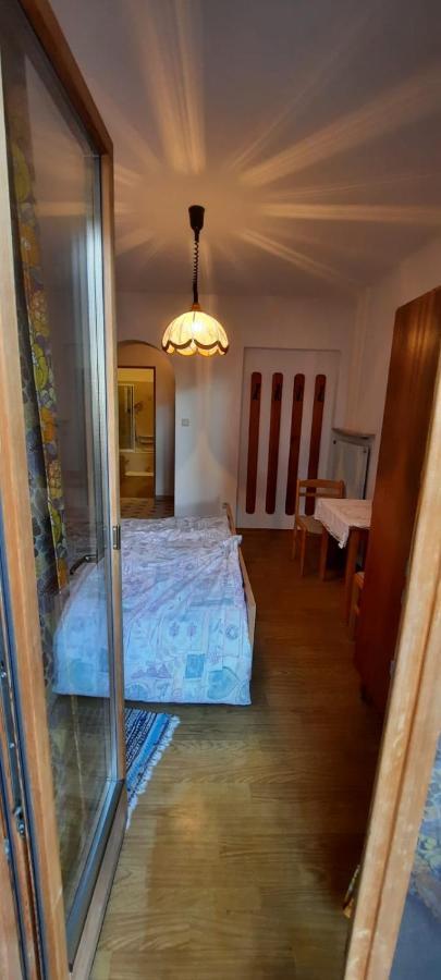 Hof Am Brunnen Apartment กอร์นายาโน ภายนอก รูปภาพ