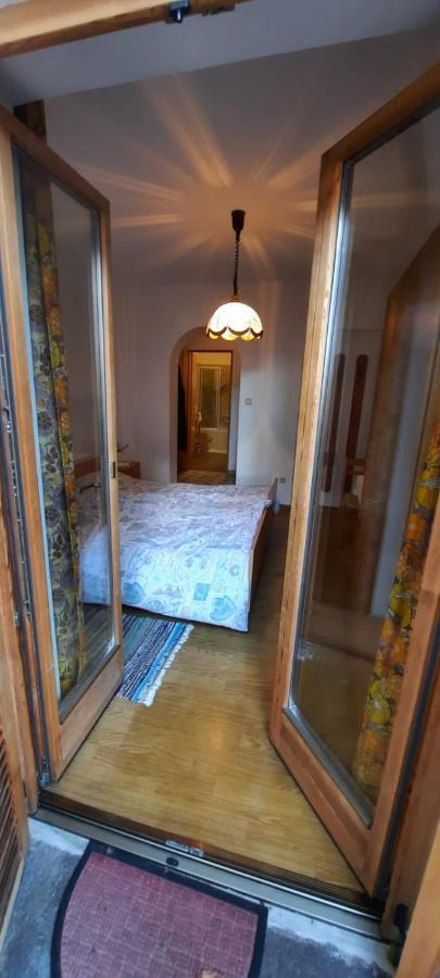 Hof Am Brunnen Apartment กอร์นายาโน ภายนอก รูปภาพ